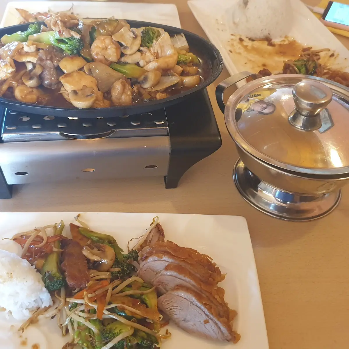 Essen und Trinken, Asia Golden Wok