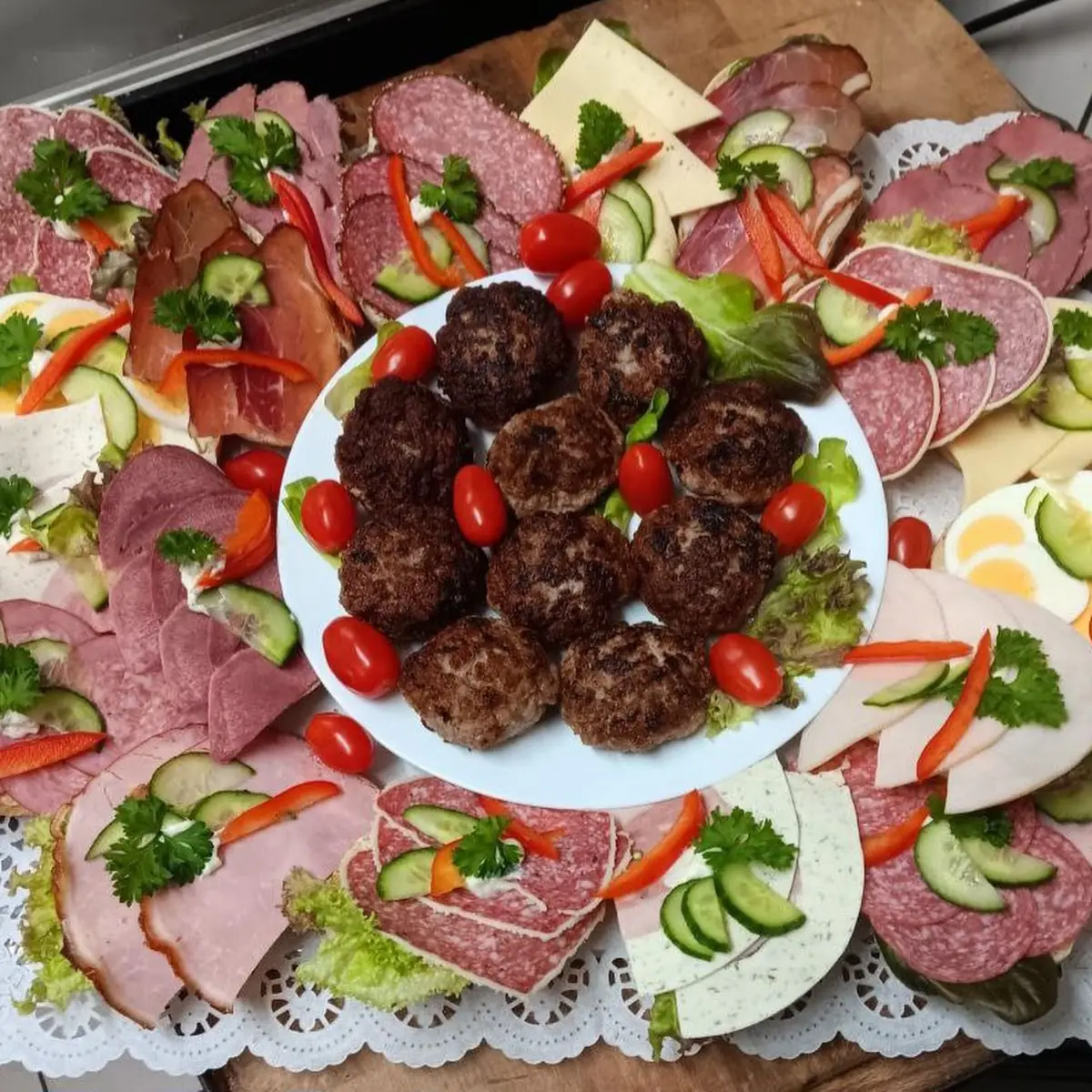 Essen und Trinken, Zur Schnitzeltrude