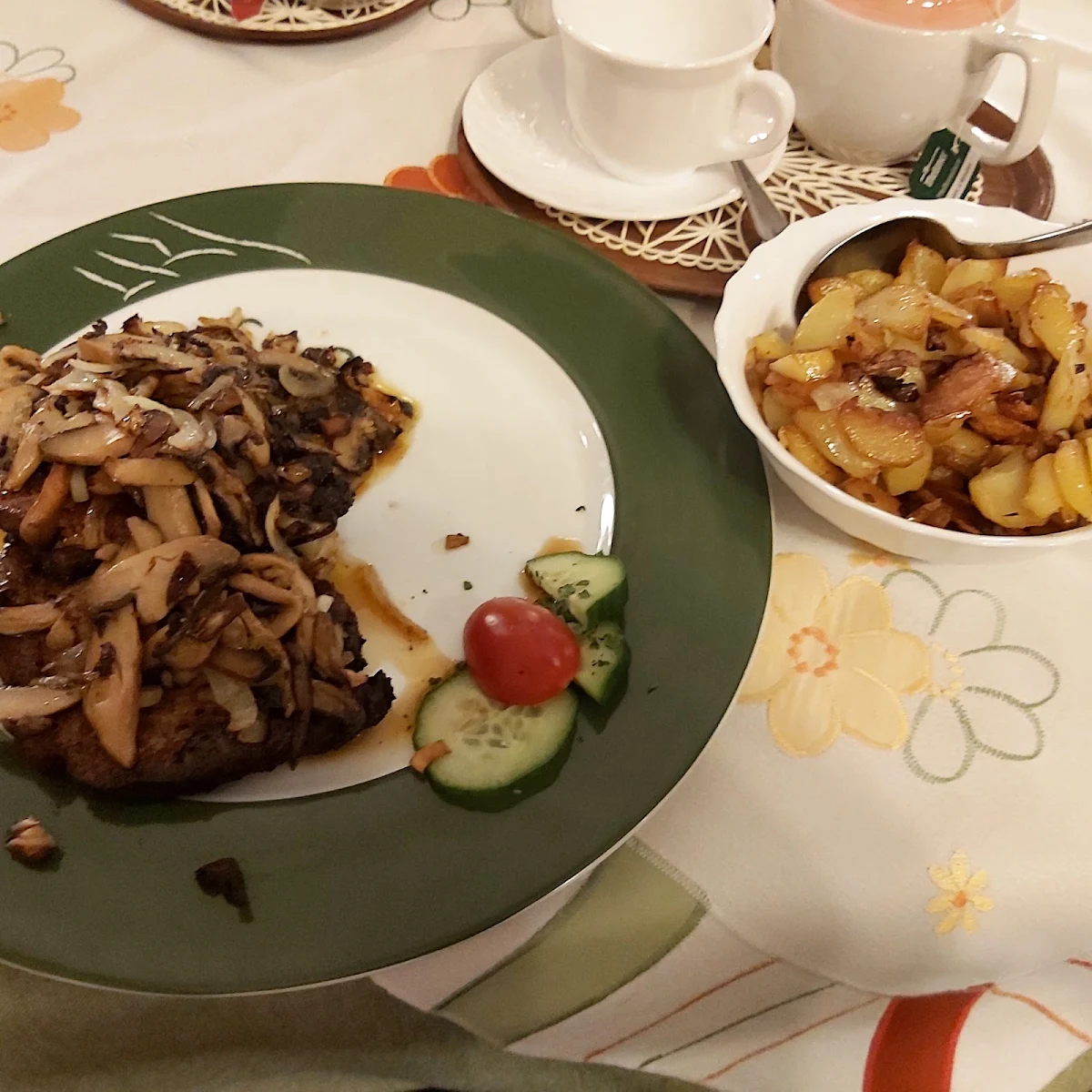 Essen und Trinken photo 2