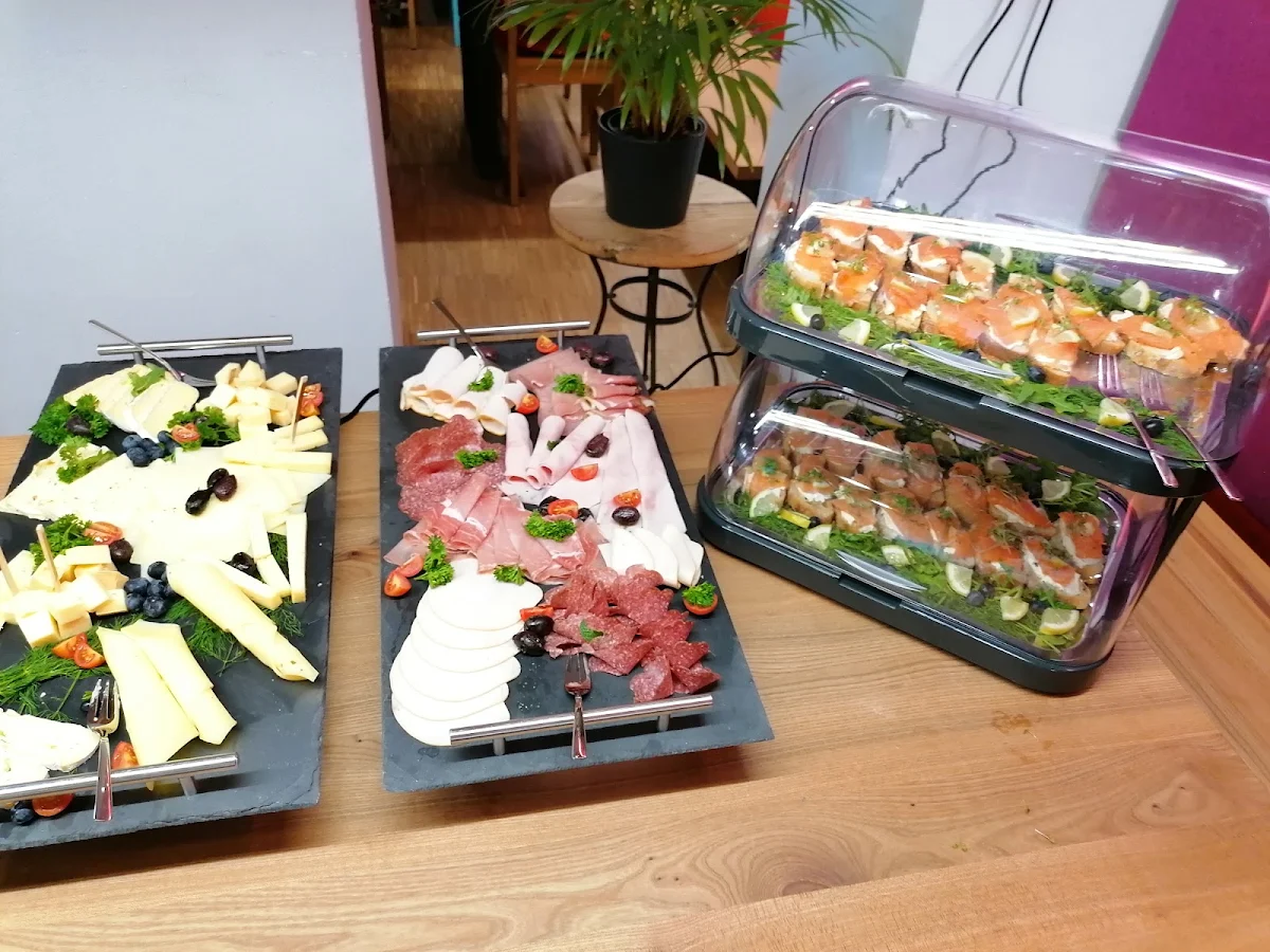 Essen und Trinken photo 2