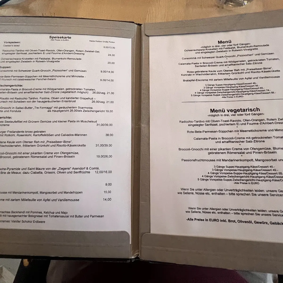 Speisekarte, Pades Restaurant