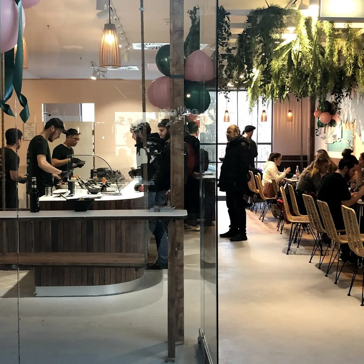 Atmosphäre, MA'LOA Poké Bowl