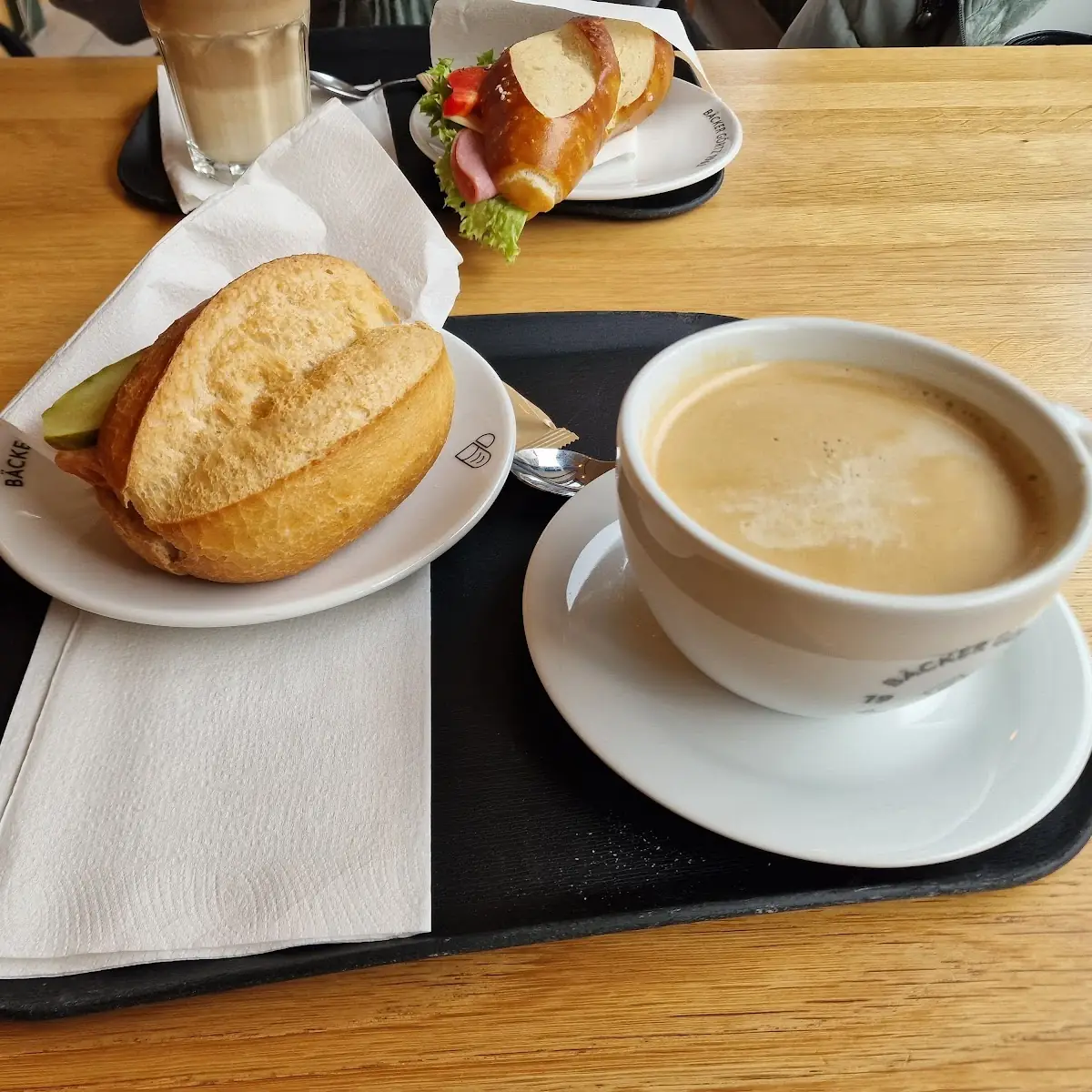 Essen und Trinken photo 1