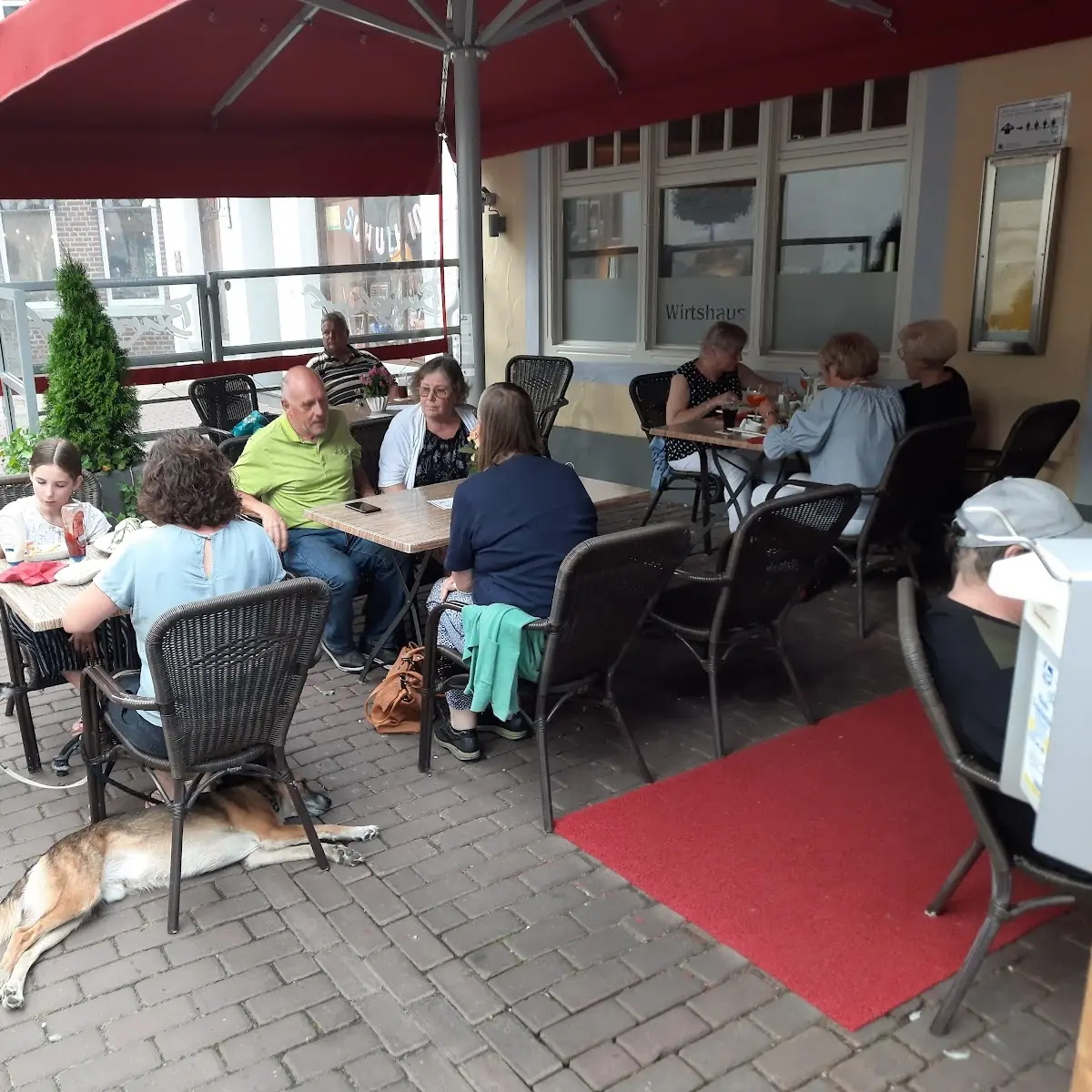 Atmosphäre, Wirtshaus Burghof Brüggen