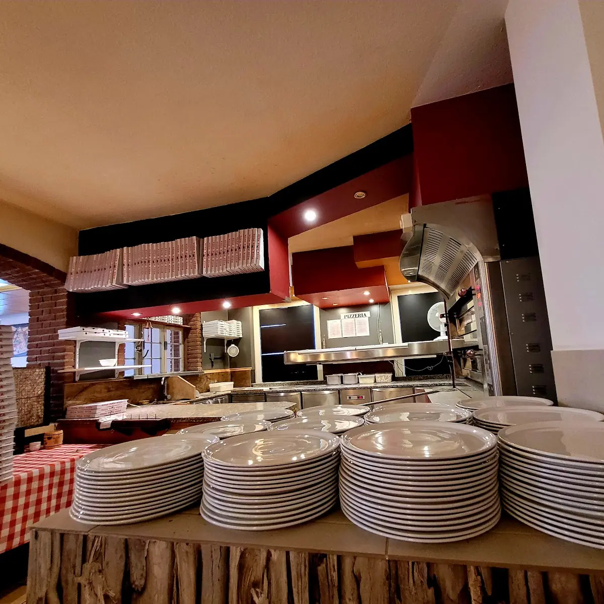 Atmosphäre, Pizzeria Primavera