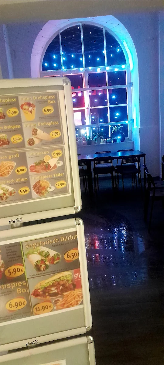 Speisekarte, imbiss am bahnsteig 1