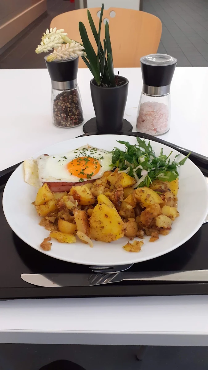 Essen und Trinken, Kantine im Finanzamt