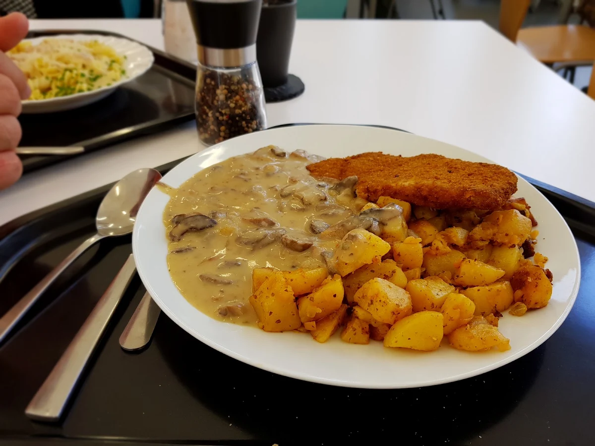 Essen und Trinken, Kantine im Finanzamt