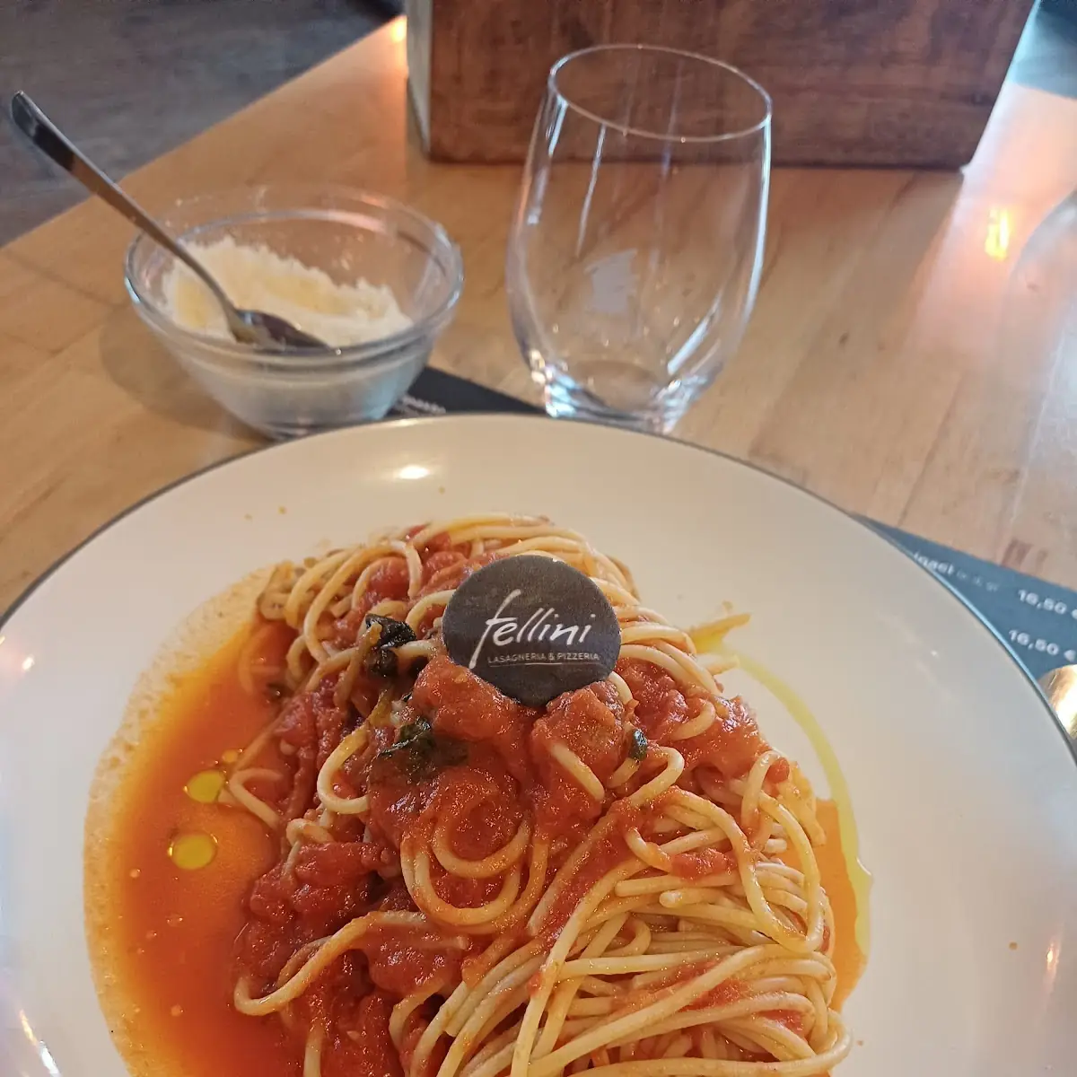 Essen und Trinken, fellini Dresden