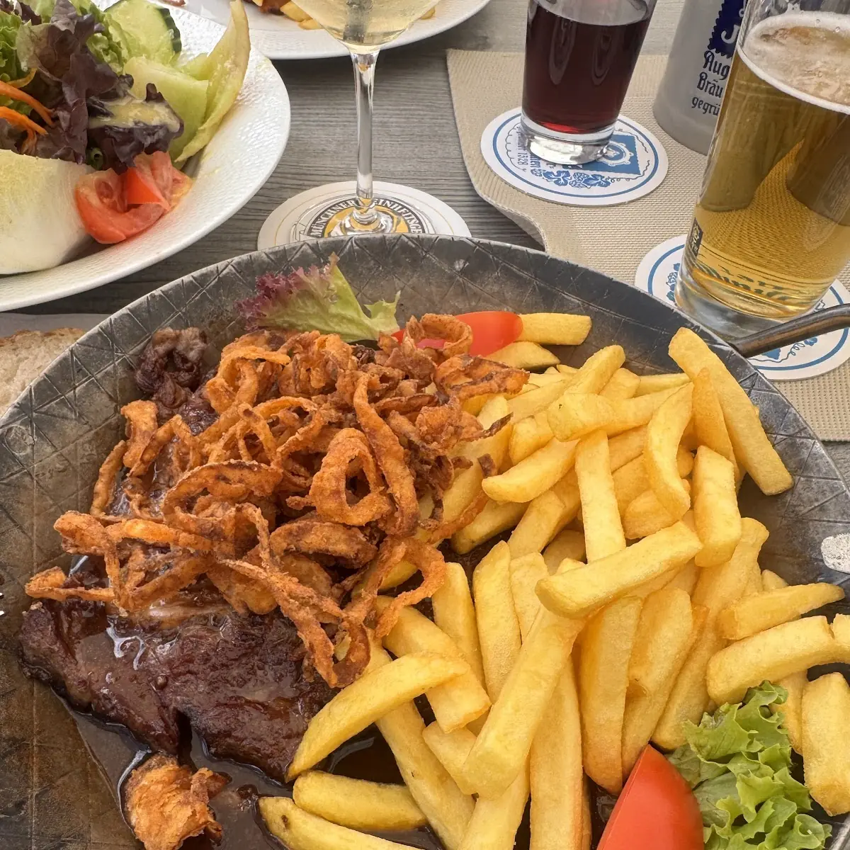 Essen und Trinken photo 2