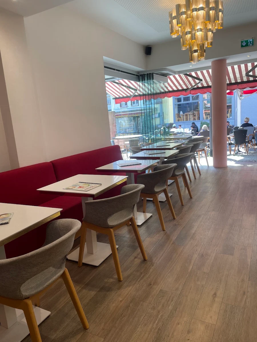 Atmosphäre, Eiscafé Tirreno