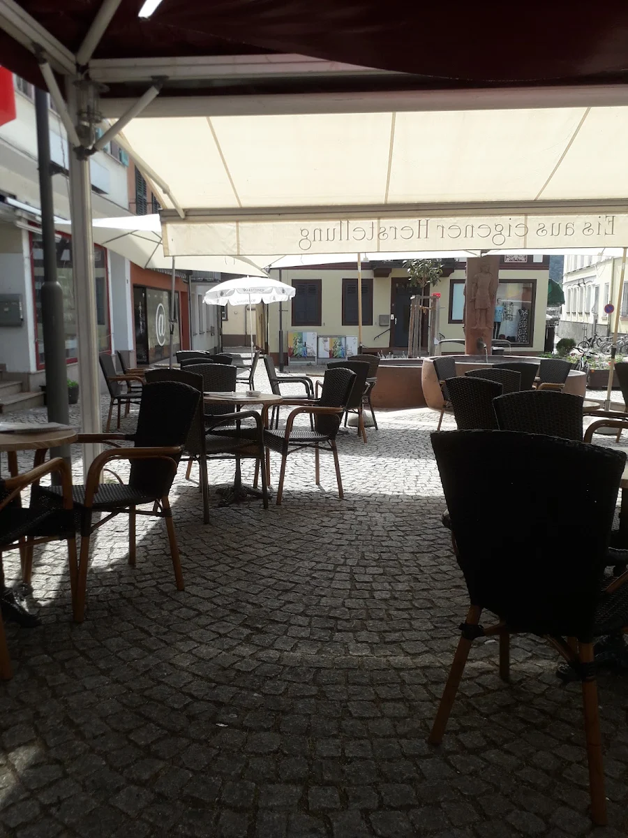Atmosphäre, Eiscafé Tirreno