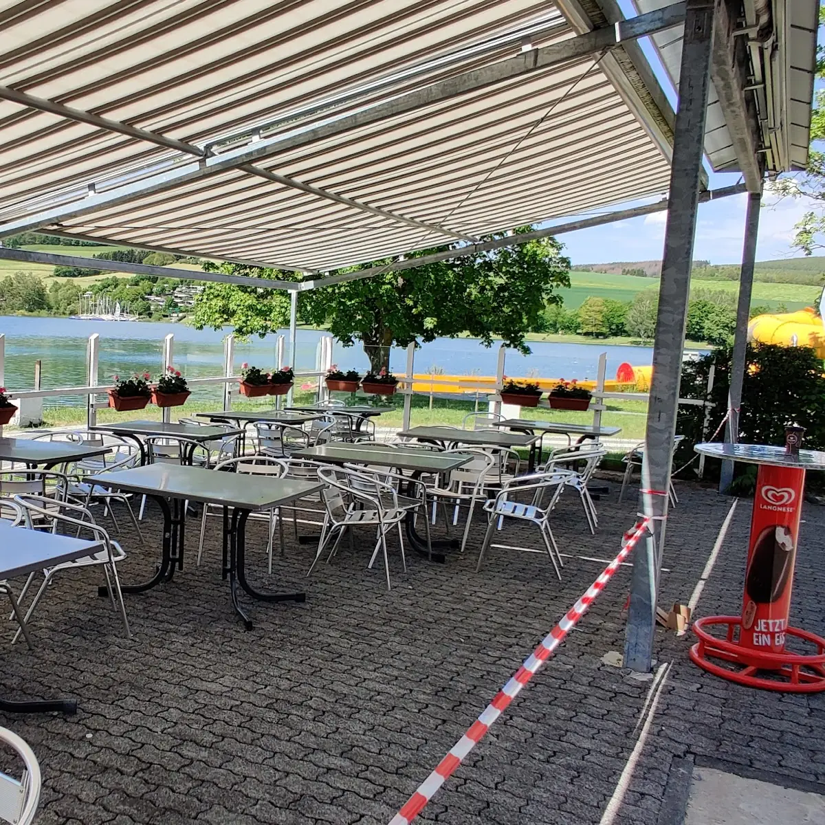Atmosphäre, Pizzeria