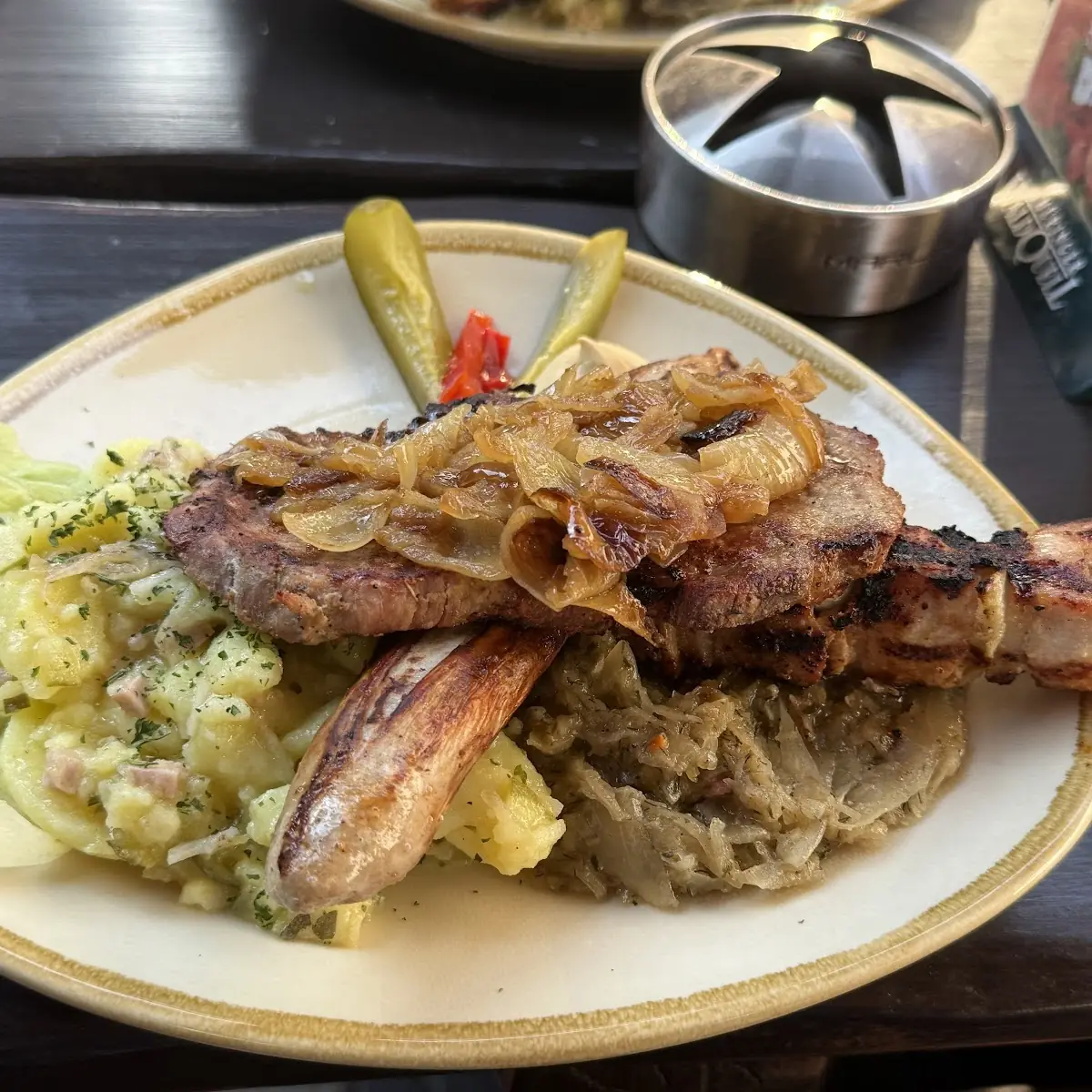 Essen und Trinken photo 2