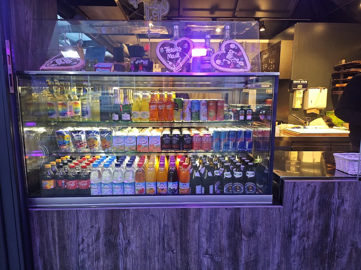 Atmosphäre, Cafébar Am Lindwurmhof