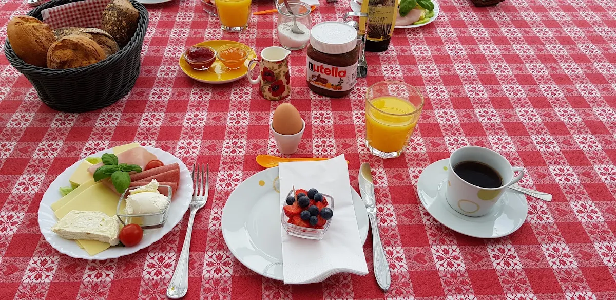 Essen und Trinken photo 2