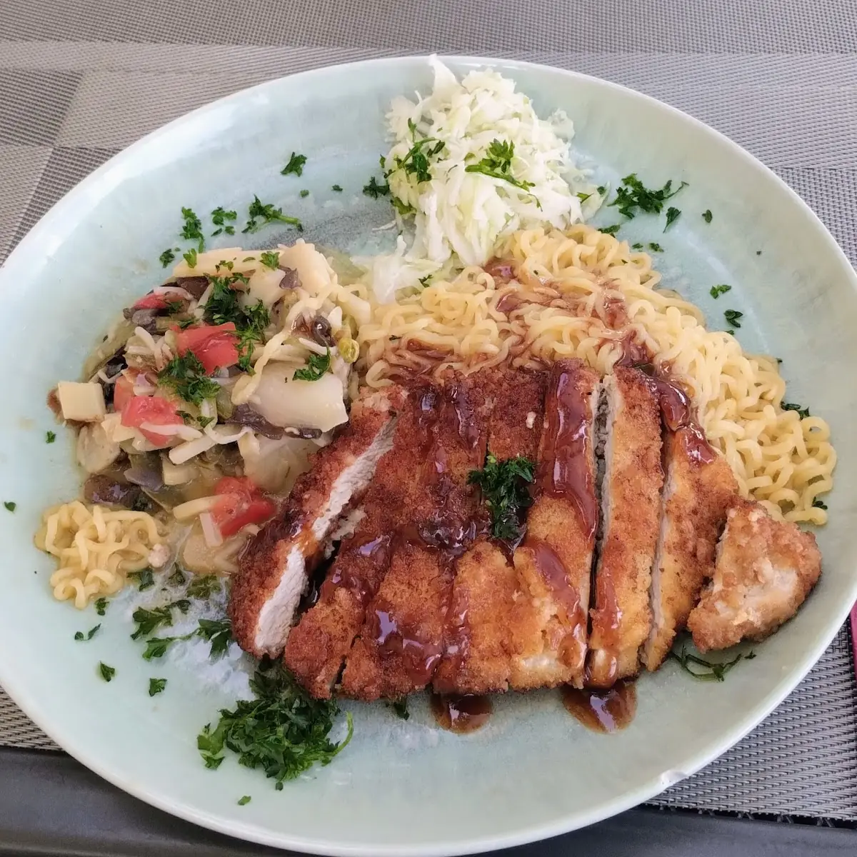 Essen und Trinken, Gaststätte zum Nußbaum