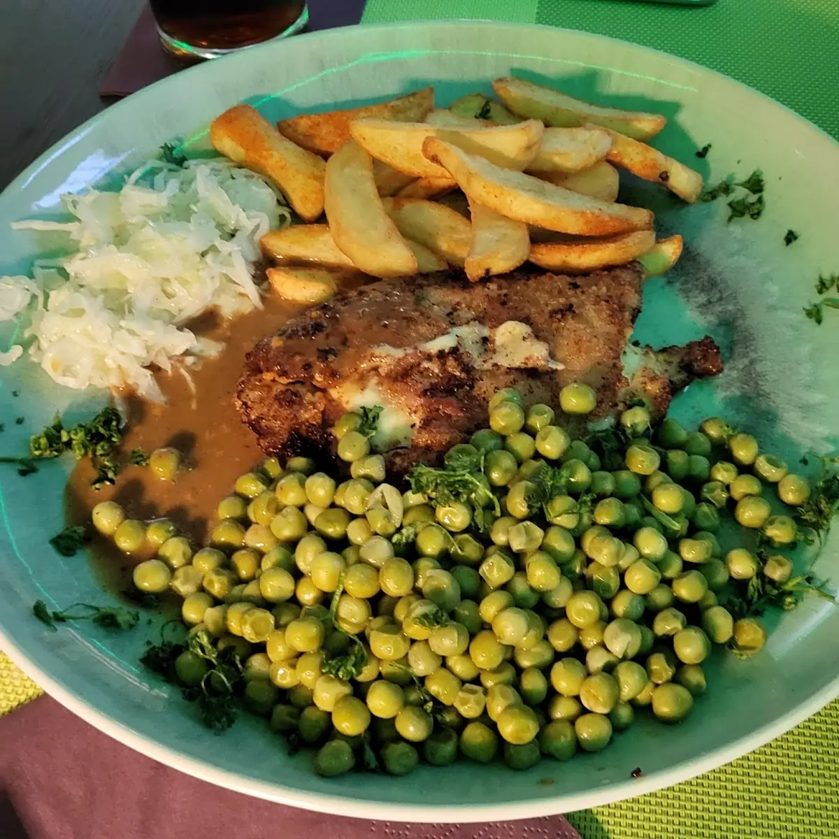 Essen und Trinken, Gaststätte zum Nußbaum