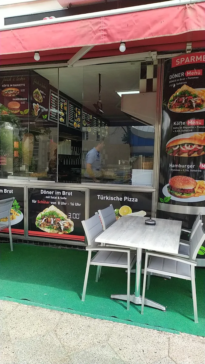 Speisekarte, Döner x Burger