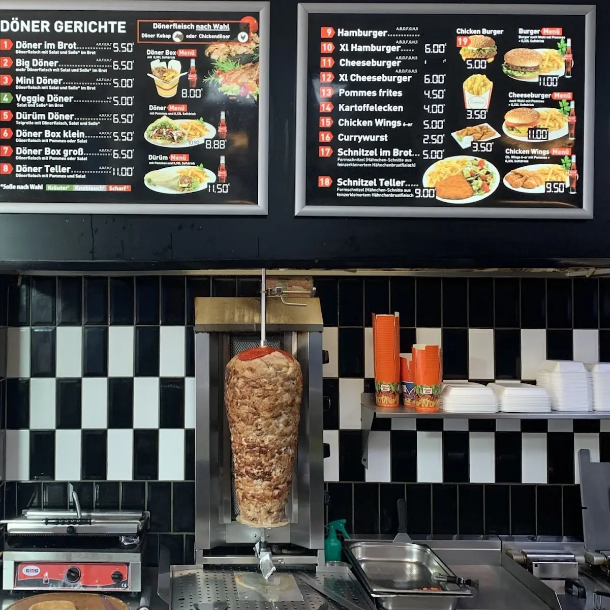 Atmosphäre, Döner x Burger