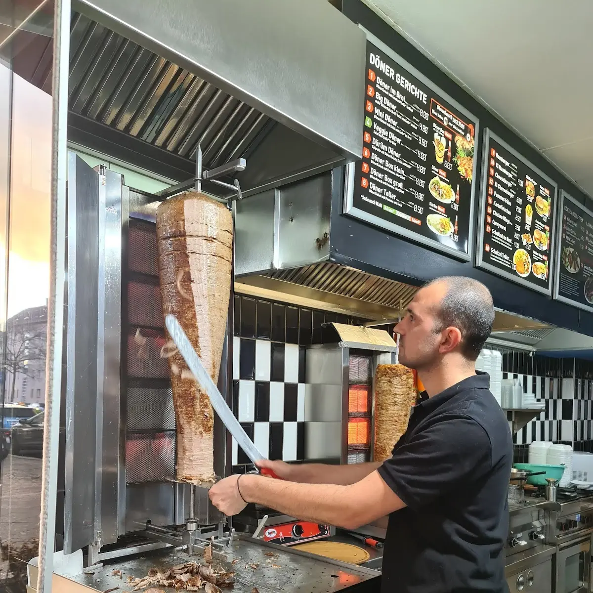 Atmosphäre, Döner x Burger