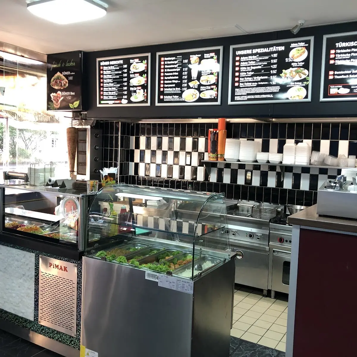 Atmosphäre, Döner x Burger
