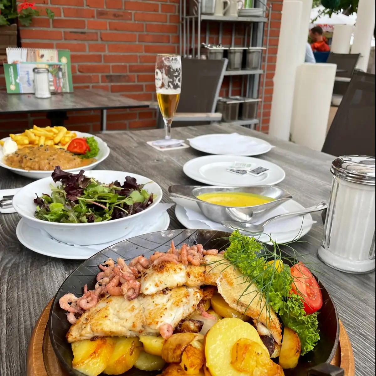 Essen und Trinken, Hofcafe Bauernstuben im Ostland