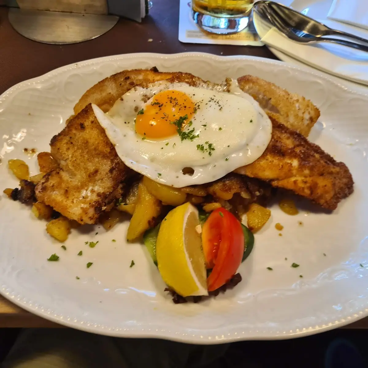 Essen und Trinken, Hofcafe Bauernstuben im Ostland