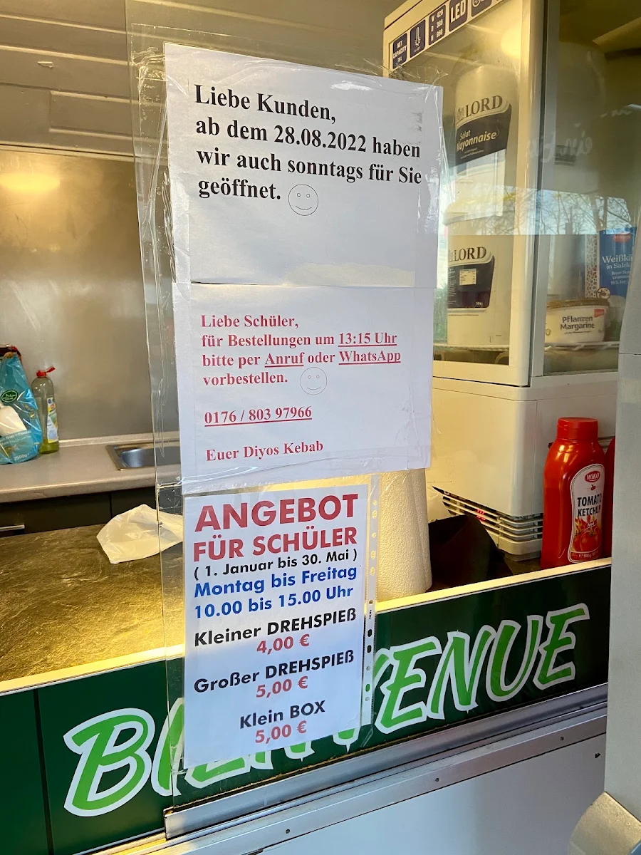 Speisekarte, Diyos Kebap & More
