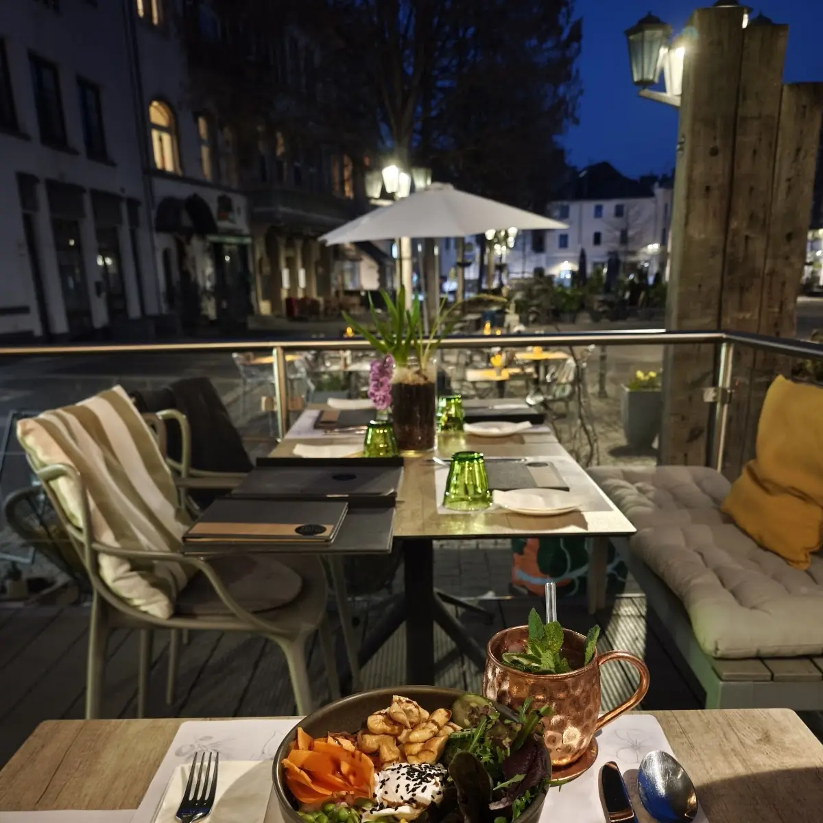 Essen und Trinken, Fingerly Restobar