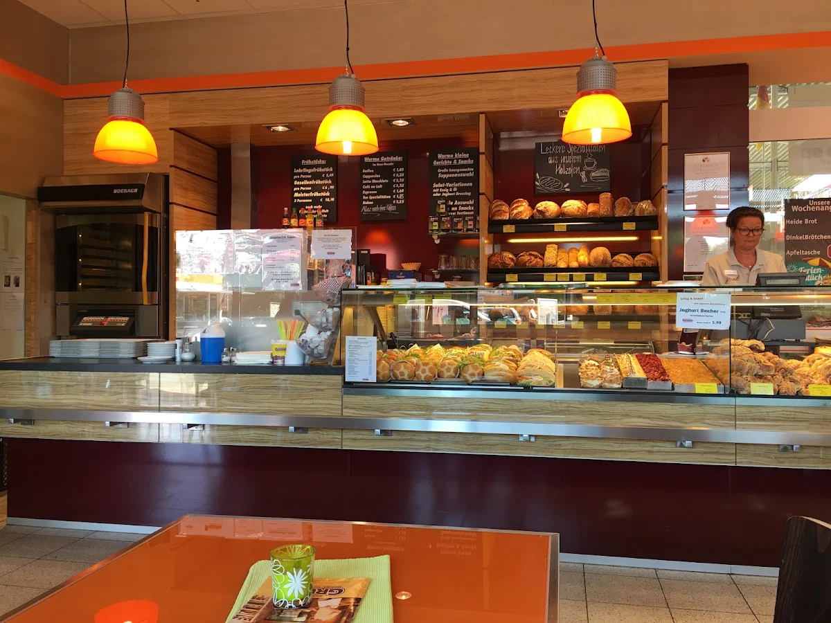 Atmosphäre, Bäckerei Cafe Grund am Obi