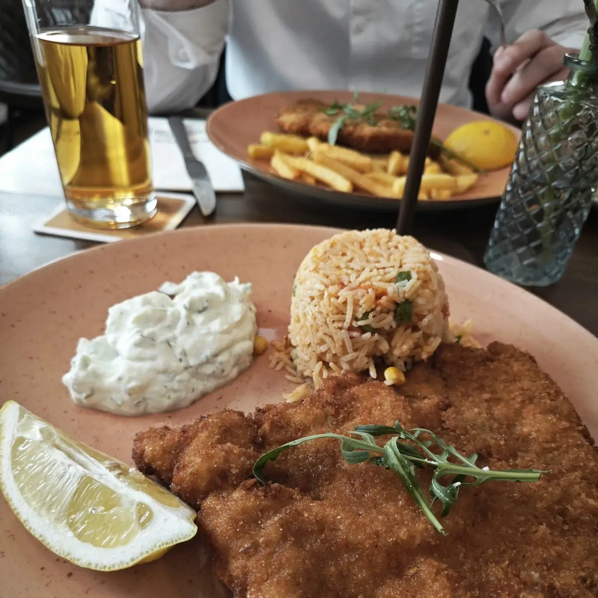 Essen und Trinken, Restaurant Akropolis