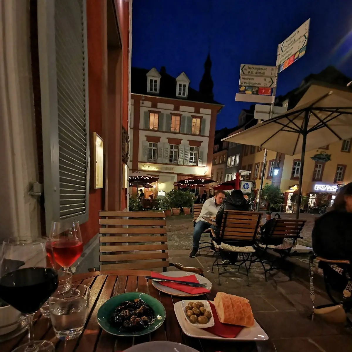 Essen und Trinken photo 3