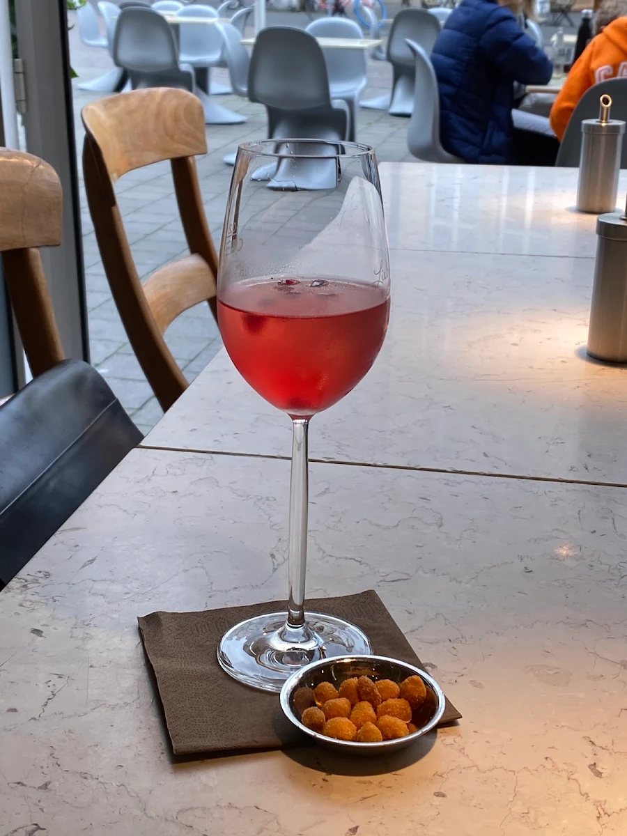 Essen und Trinken photo 3