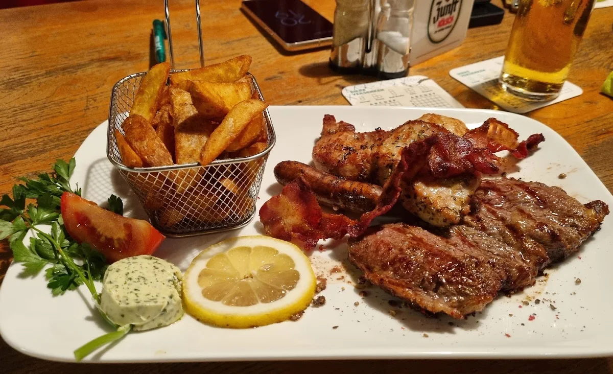 Essen und Trinken photo 3