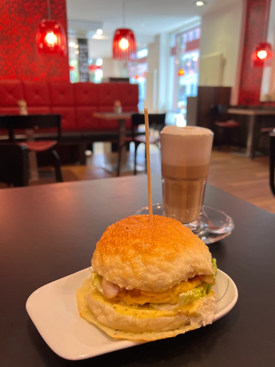 Essen und Trinken, Bäckerei & Konditorei Wendl