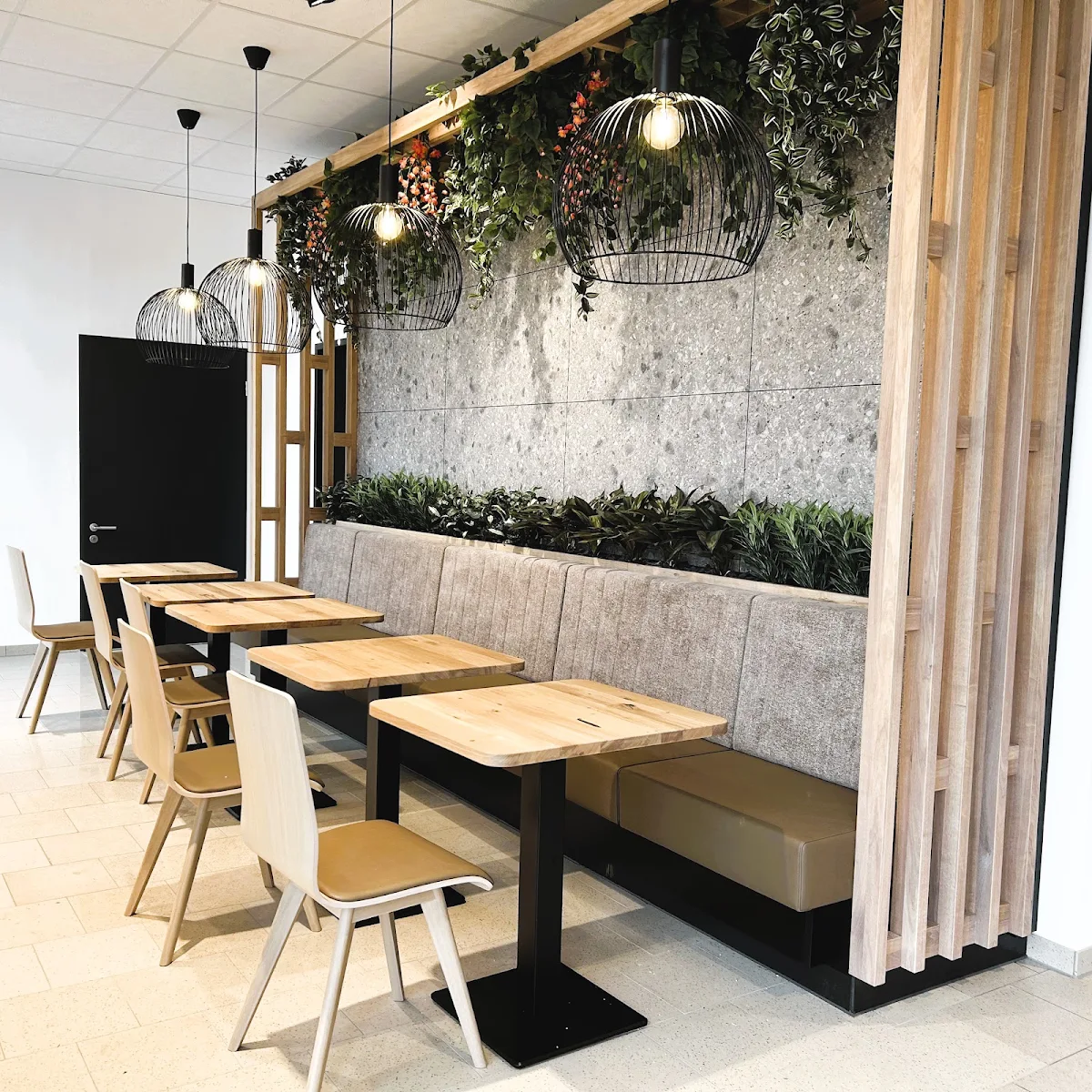 Atmosphäre, Bäckerei Café Hahn Tegernheim