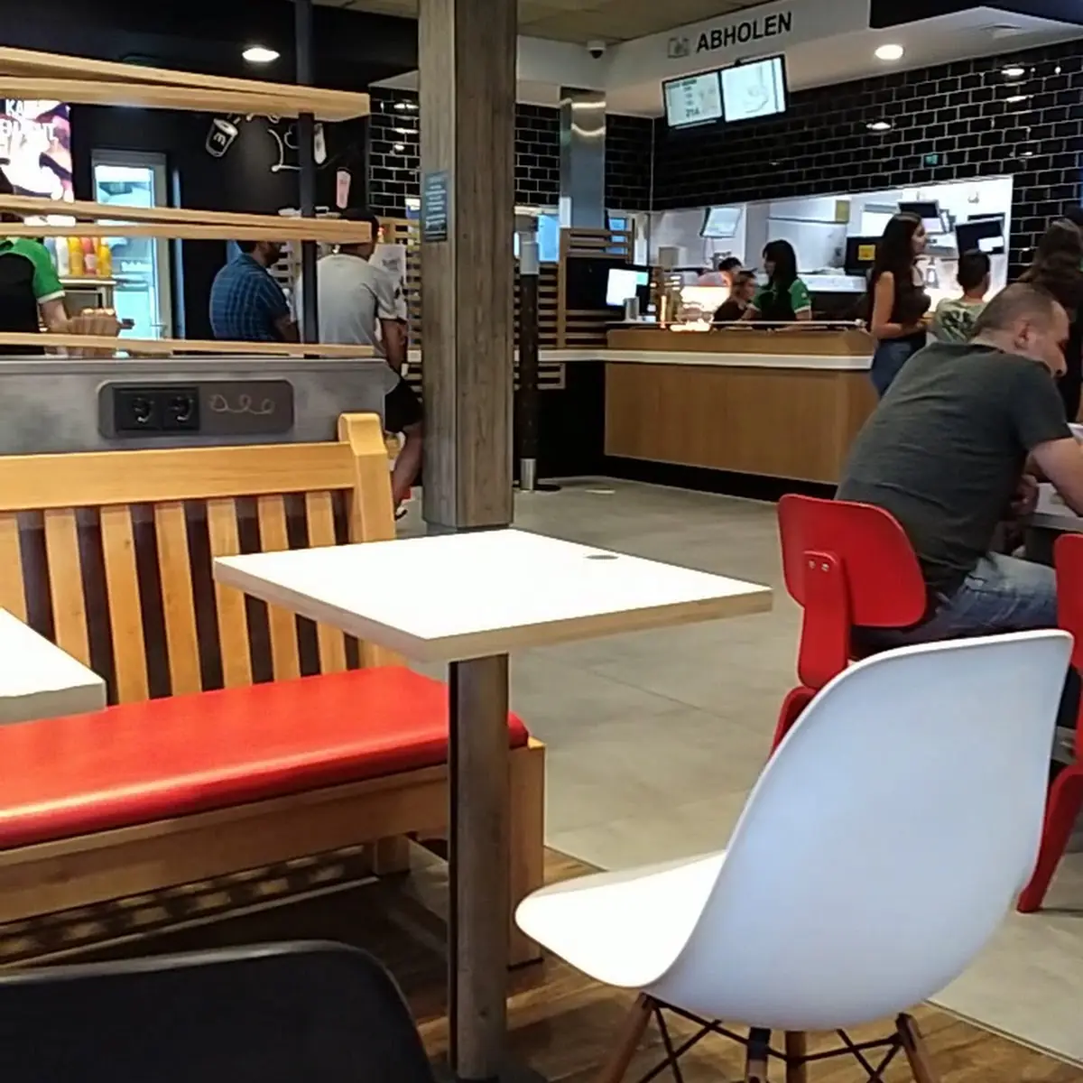 Atmosphäre, McDonald's