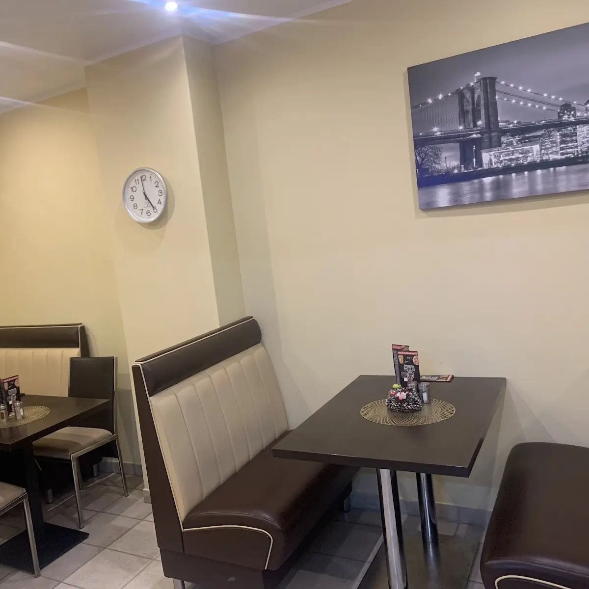 Atmosphäre, Eslin Kebab Haus