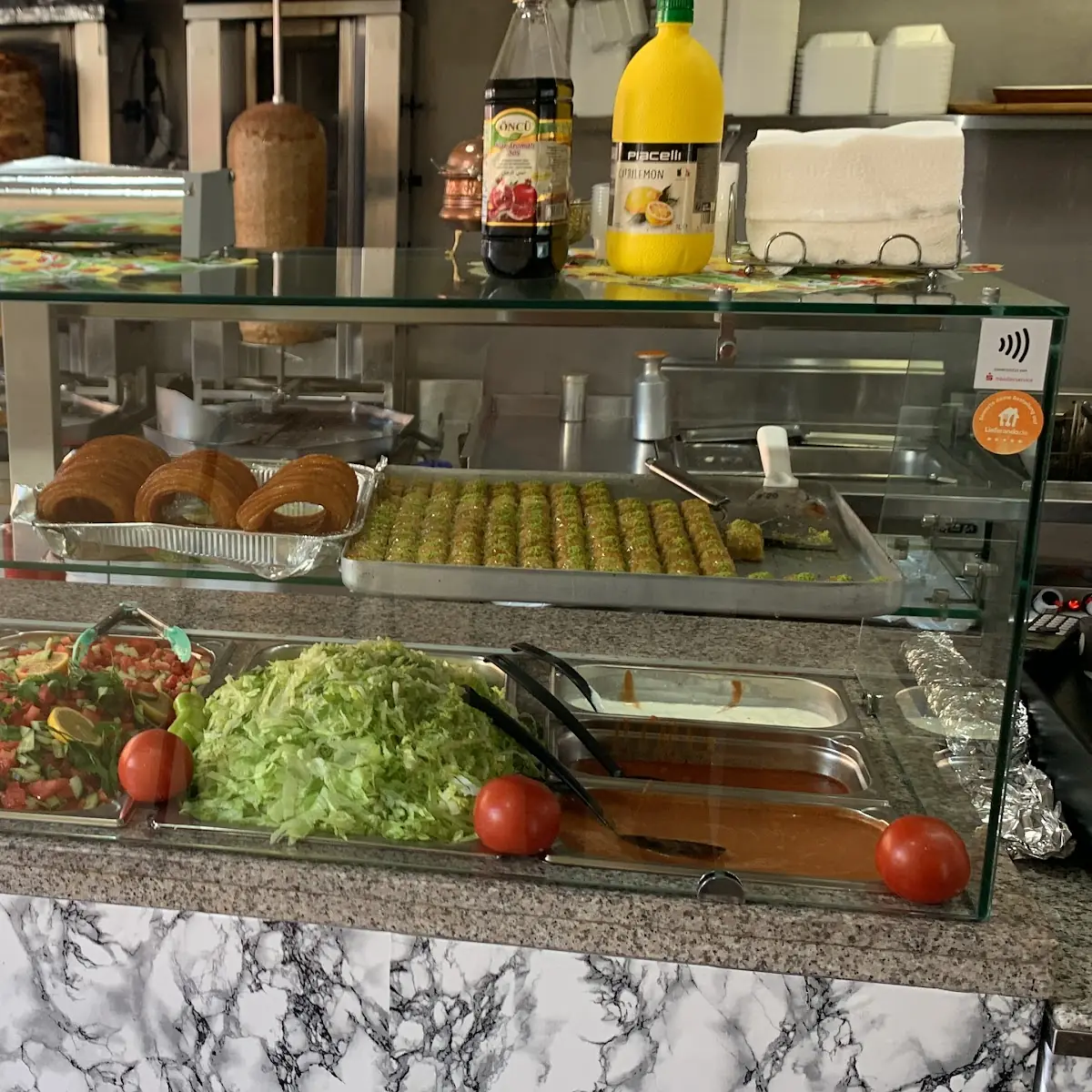 Atmosphäre, Eslin Kebab Haus