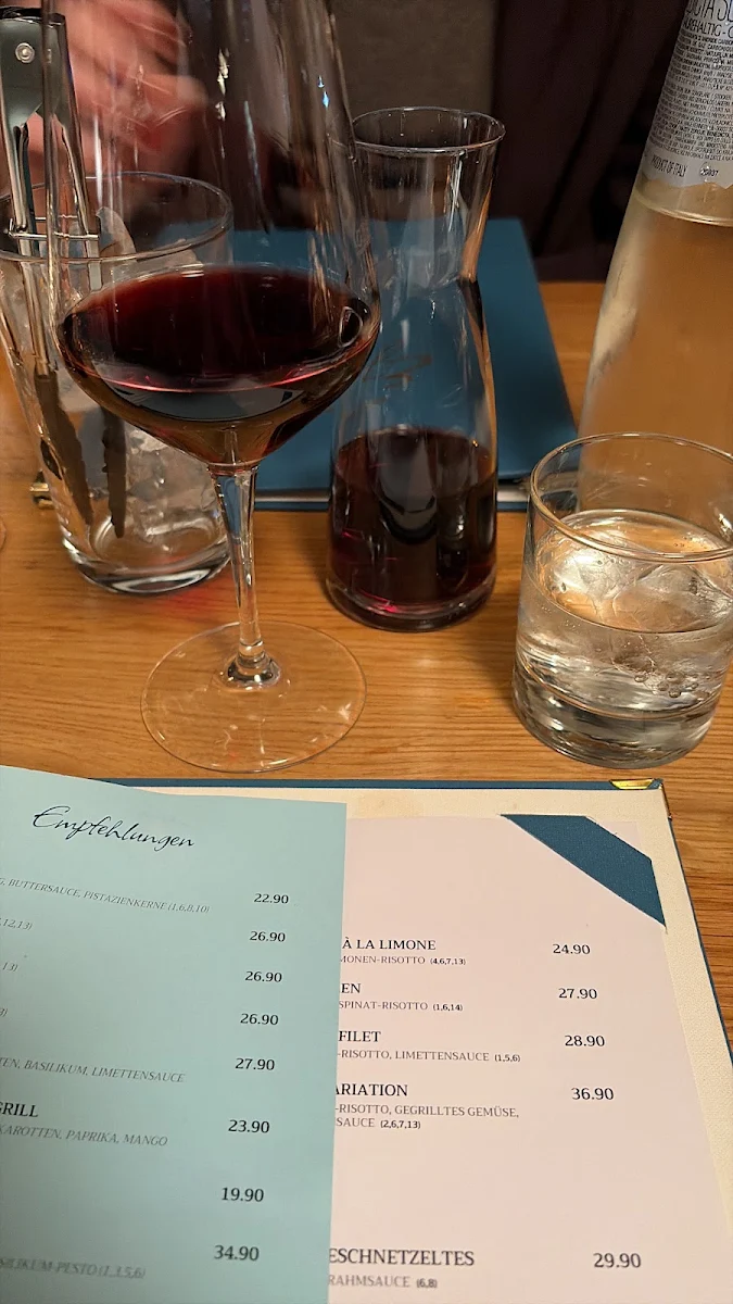 Speisekarte, E Jona Bar & Restaurant