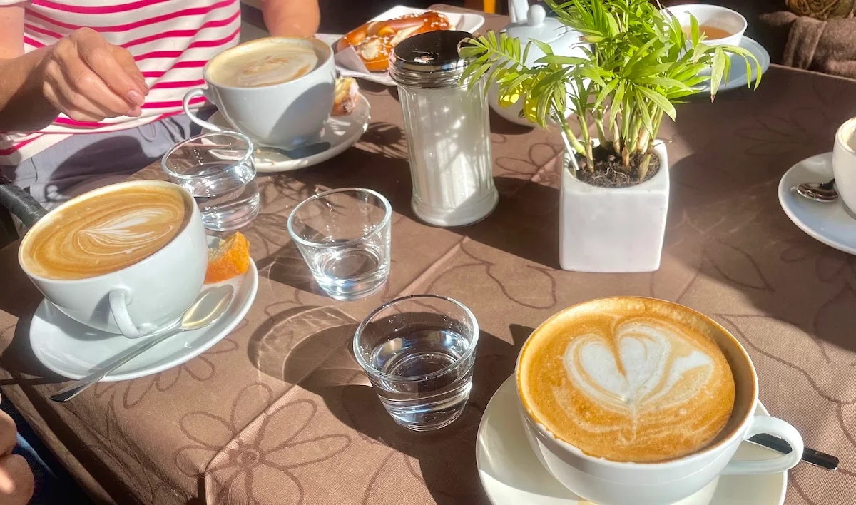 Essen und Trinken photo 3