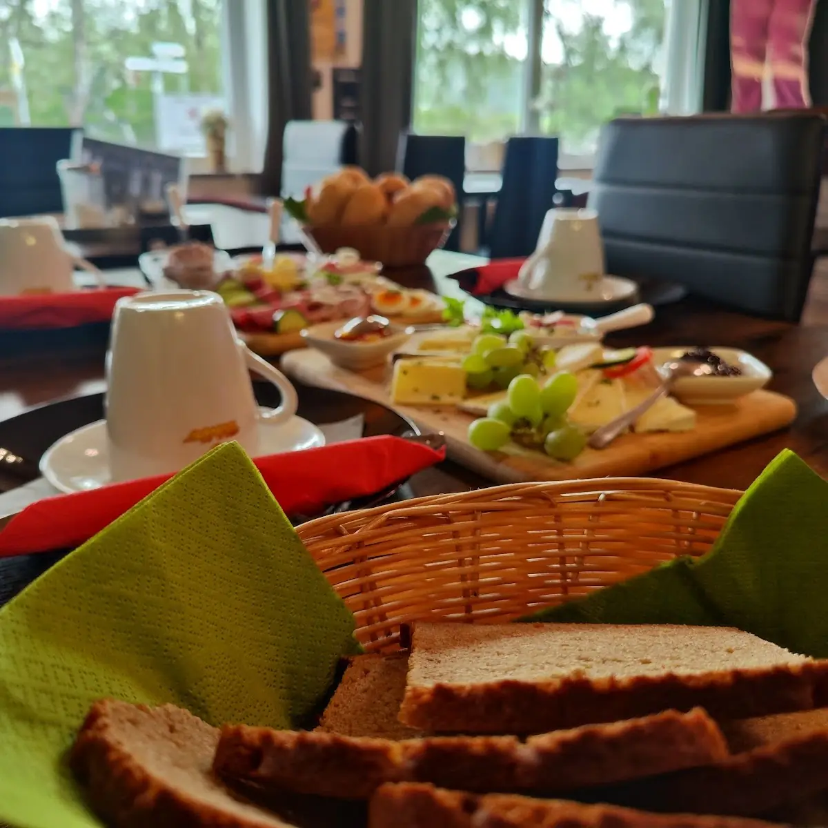 Essen und Trinken, Cafe & Bistro Wallis