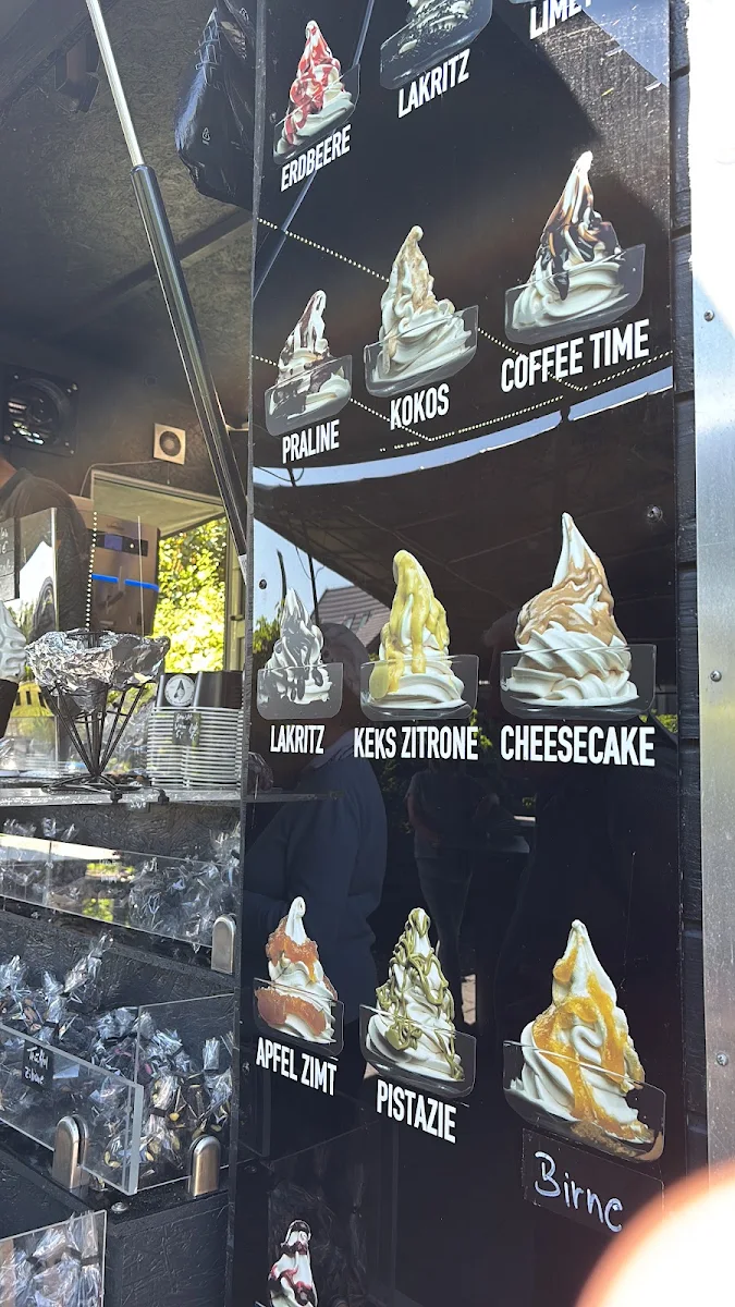 Speisekarte, Original Dänisches Softeis - "Die Schwarze Waffel"