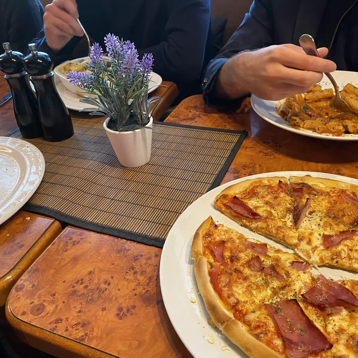 Essen und Trinken photo 2