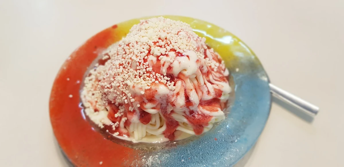 Essen und Trinken, Eiscafé Dolomiten, Echtes italienisches Eis seit 50 Jahren aus den Dolomiten