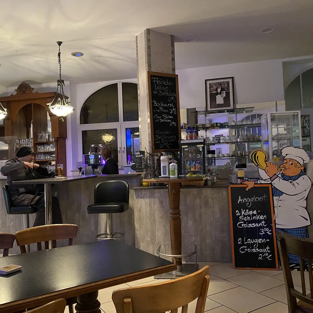 Atmosphäre, Brezel und Bier