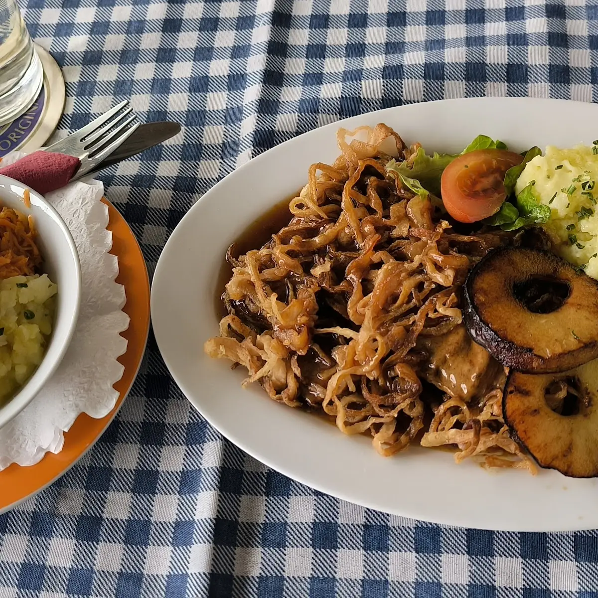 Essen und Trinken photo 3