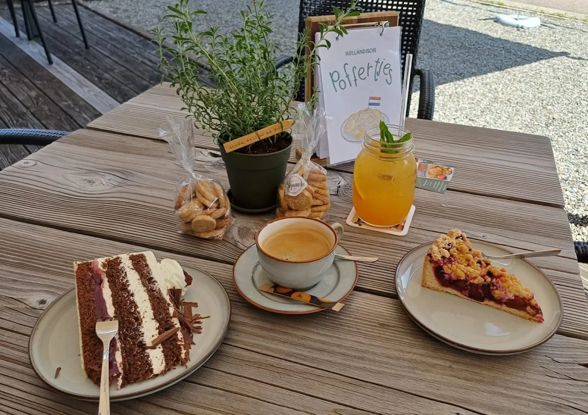 Essen und Trinken photo 2