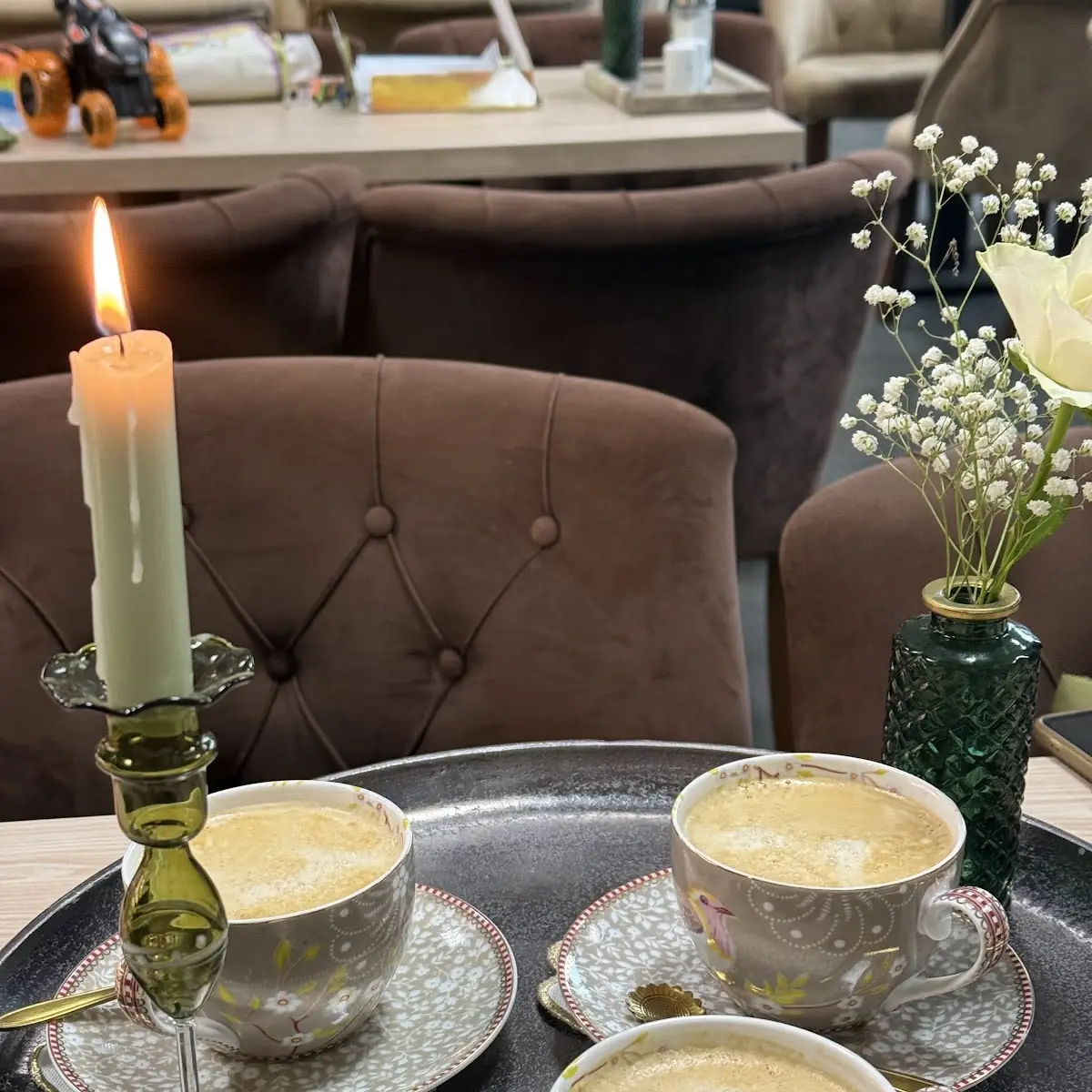 Essen und Trinken, Dilim Cafe